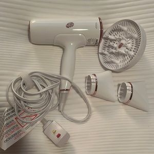 T3 ionic hairdryer